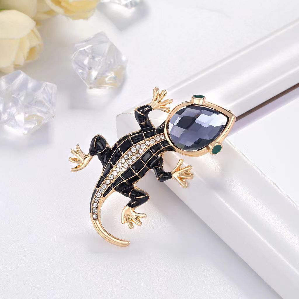 Embroidery Fish - Spilla geco in vetro tempestato di